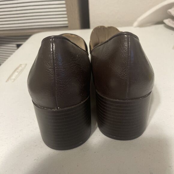 New Women's Life Stride "Devyn" Brown 2 Inch Block Heel Penny Loafers, Size 7.5 - Picture 6 of 10
